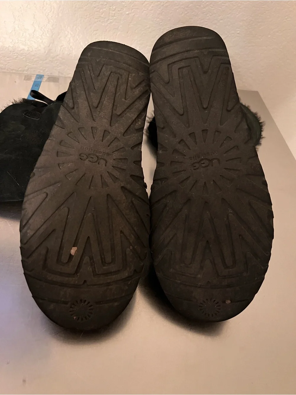 UGG Bailey Bow Boots – Black Suede – Women’s Size 9 – Vintage UGG Australia